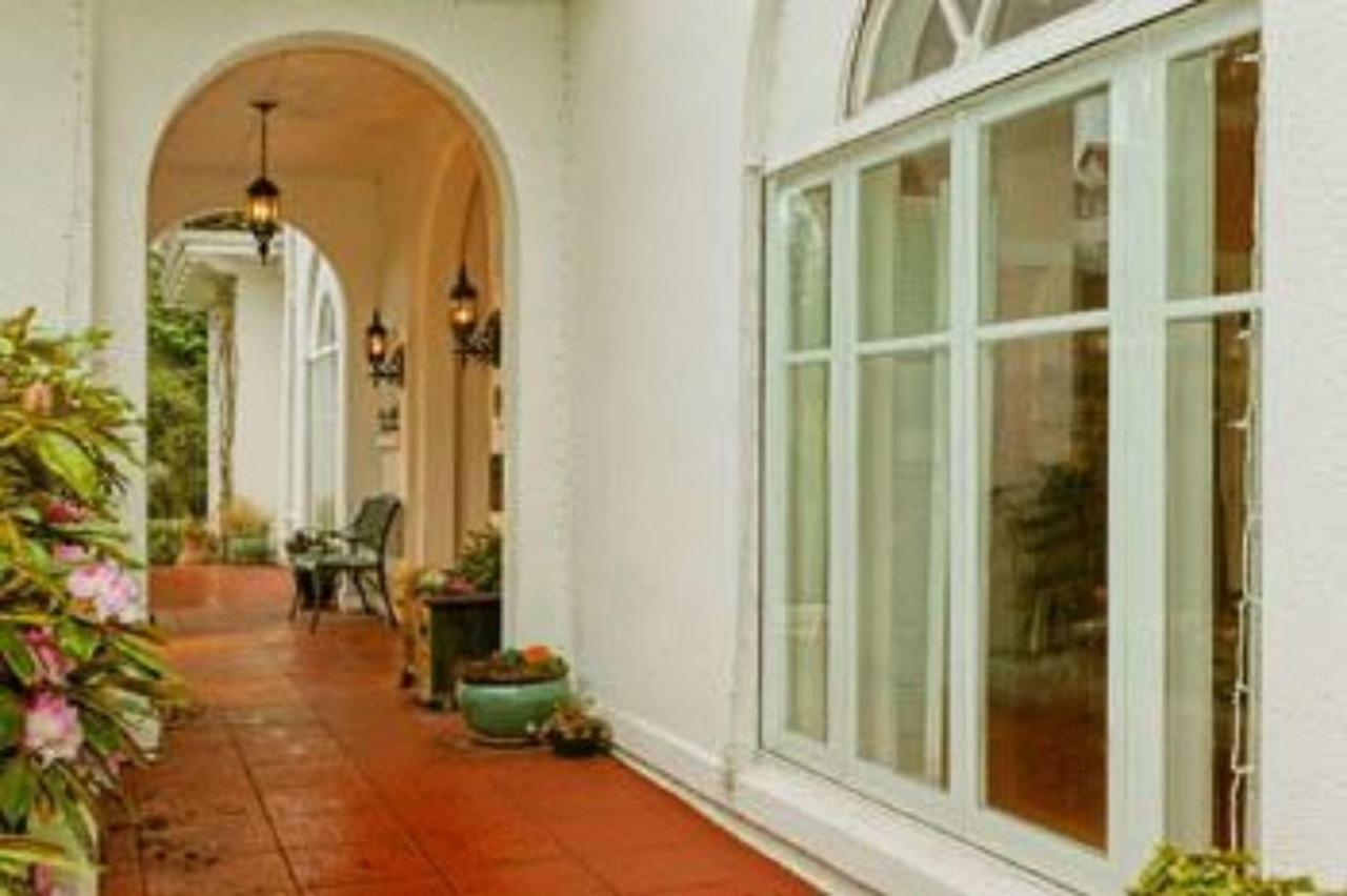 The Villa Bed & Breakfast (Adults Only) Tacoma Esterno foto