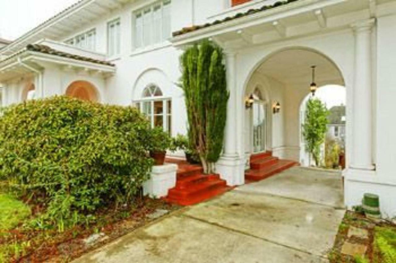 The Villa Bed & Breakfast (Adults Only) Tacoma Esterno foto